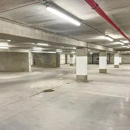 Magnifique Au Centre De