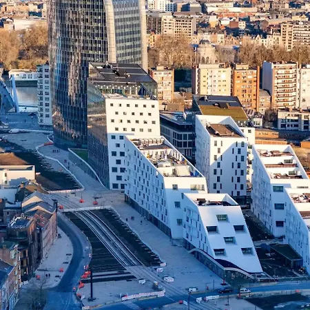 Magnifique Au Centre De